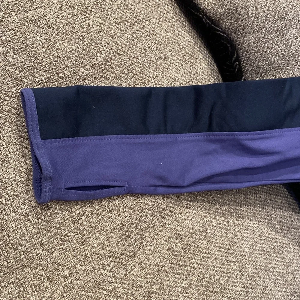 Nike Sweater - Picture 2 of 6